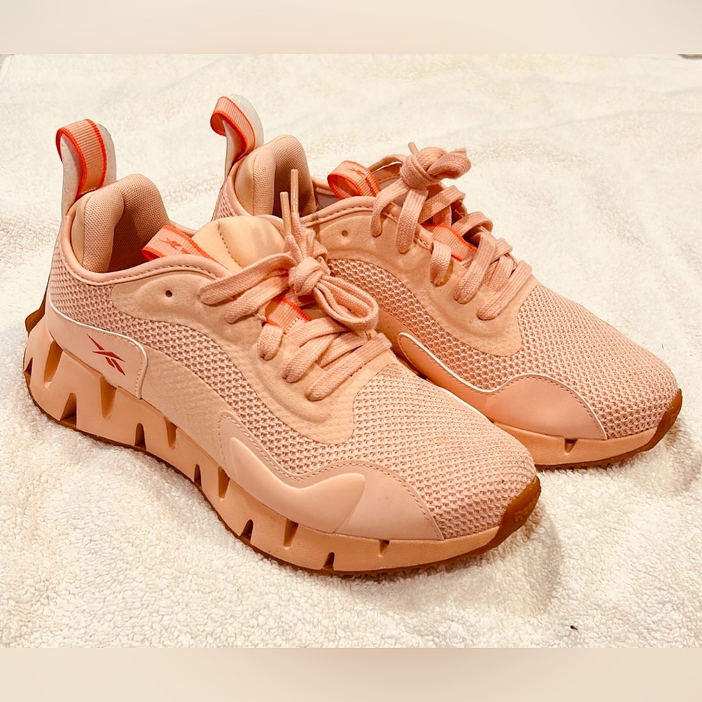 Womens’s Reebok Zig Dynamica Sneakers